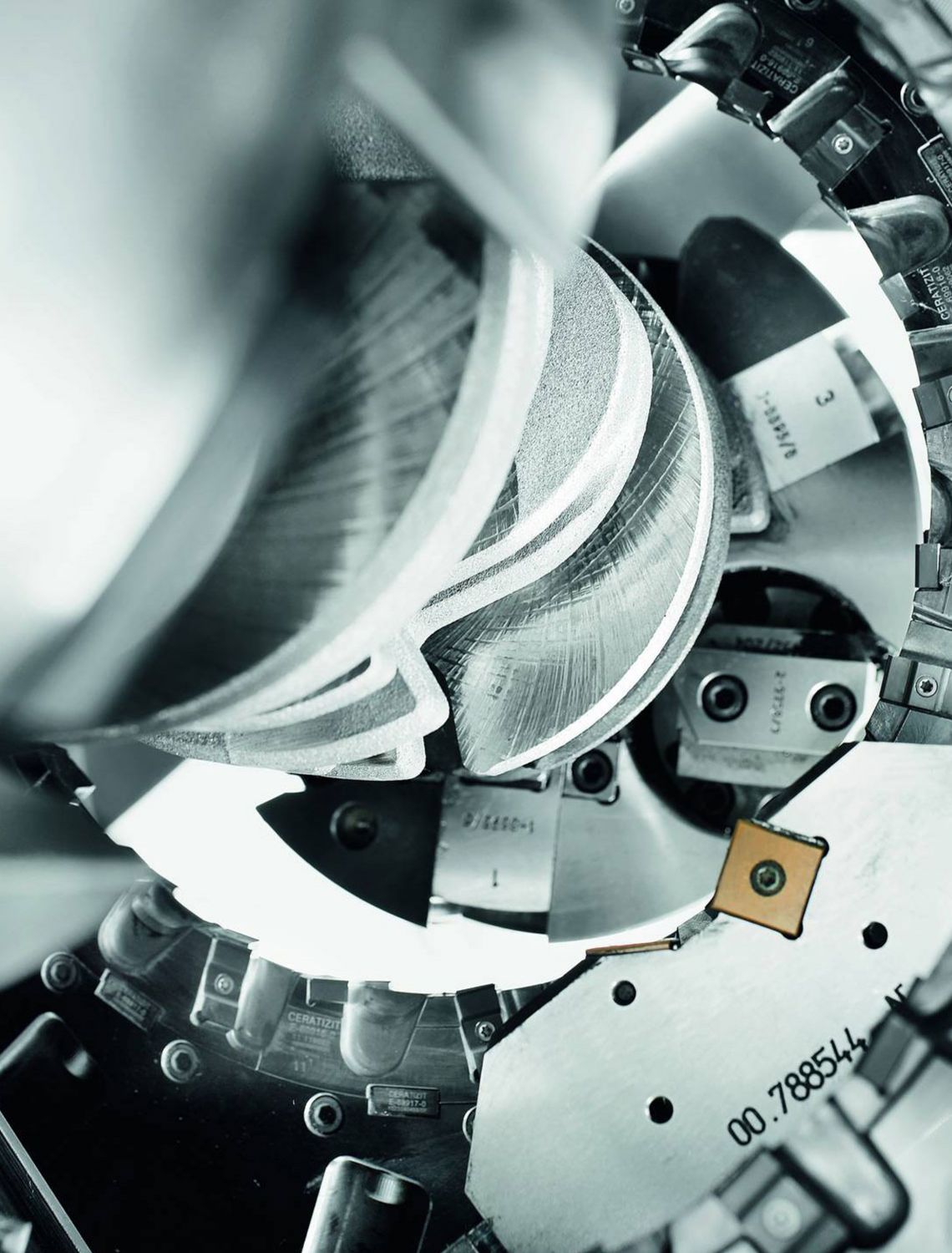 Kurbelwellen-Produktionssysteme RFK: Innenfräsen Kurbelwellen-Produktionssysteme RFK: Innenfräsen