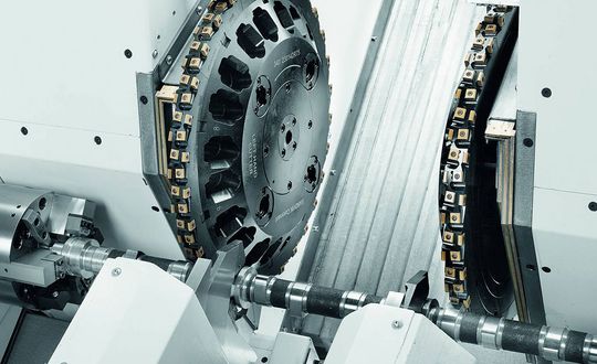 Nockenwellen-Produktionssysteme RFN Nockenwellen-Produktionssysteme RFN