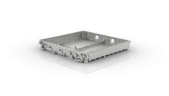 Batteriewanne Batteriewanne in einer Aufspannung fertig bearbeitet.